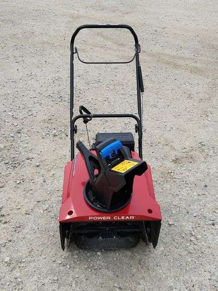 (G) Toro Power Clear 21” Single-Stage Self-Propelled Gas Snow Blower