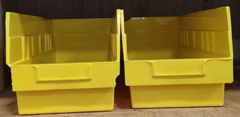 Stackble Yellow Container Yellow Stackable Containers - Kraft Auction Service, LLC