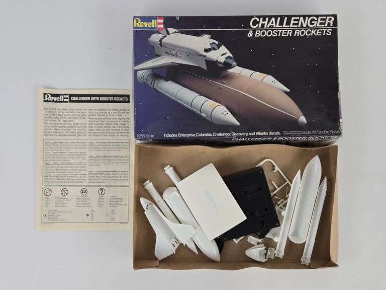 1/288 Scale Revell Challenger & Booster Rockets Model Kit - NIB