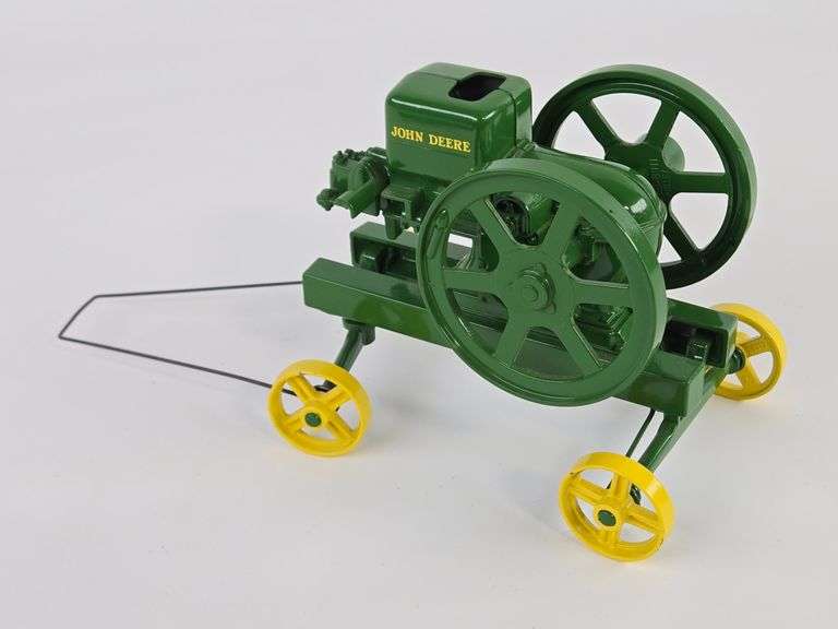 1/8 Scale Ertl John Deere Hit-N-Miss Engine
