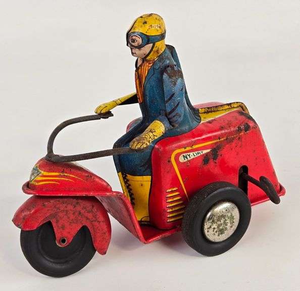 Vintage Nylint Toys Tin Windup 3-Wheel Servicycle / Scooter