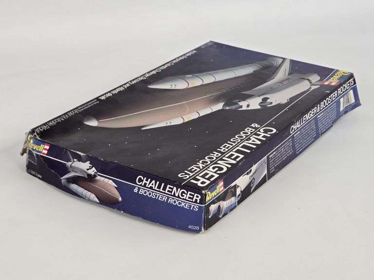 1/288 Scale Revell Challenger & Booster Rockets Model Kit - NIB
