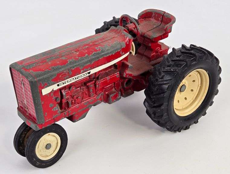 1/16 Ertl International 544 Narrow Front Tractor