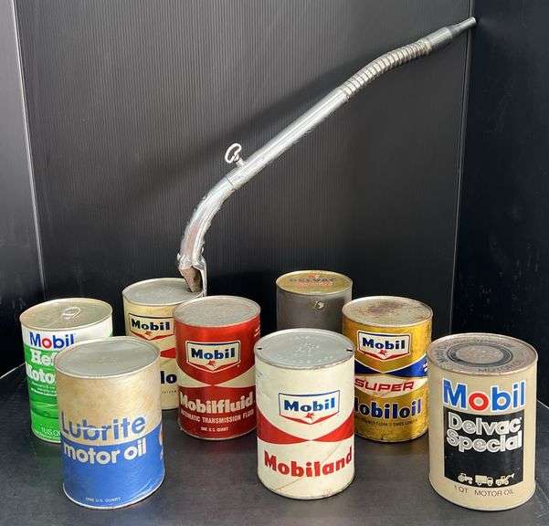 Quart Mobil Motor Oil And Transmission Fluid Cans With Oil Can Pour Spout.