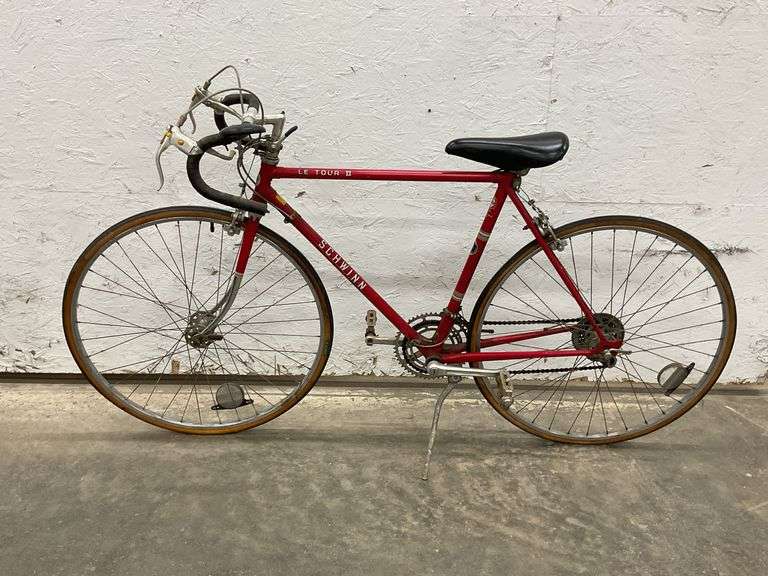(K) Schwinn Le Tour II 10 Speed Bicycle Kraft Auction Service, LLC