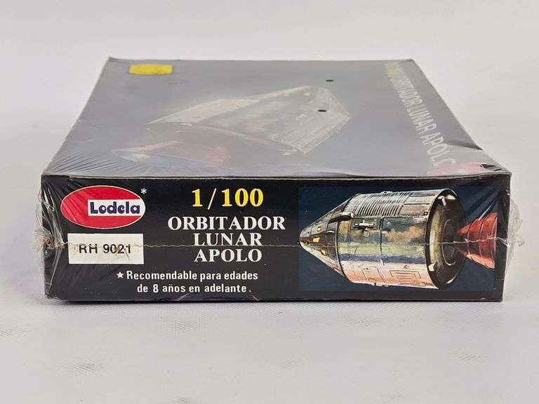 1/100 Scale Lodela Space Apollo Lunar Orbiter Model Kit - Sealed