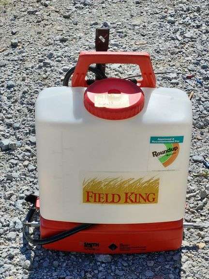 (G) (2) Back Pack Sprayers