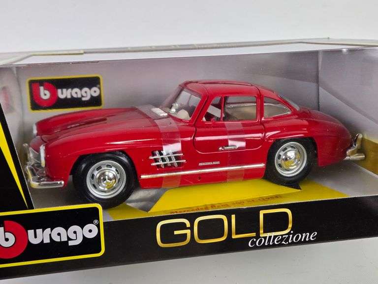 1/18 Scale Die-Cast 1954 Mercedes-Benz 300SL Car