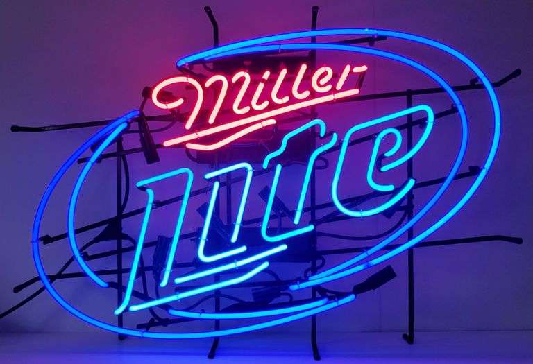 (QQ) Miller Light Beer Neon Sign