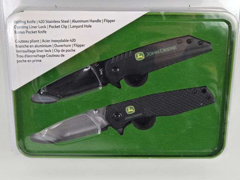 TecX John Deere Folding Knife Collectible Gift Set