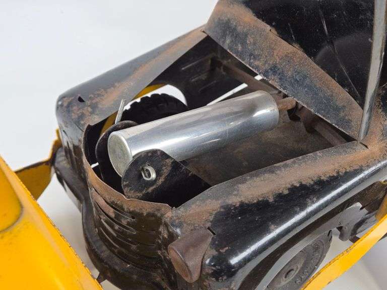 Vintage Structo Hydraulic Load & Dump Truck