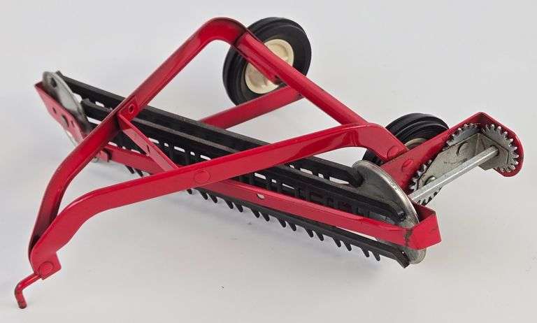 1/16 Ertl Case International Hay Rake