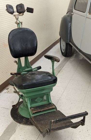 Early 1900s S.S. White Dental Chair