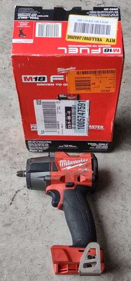 (CC) Milwaukee M18 Fuel 3/8" Mid-Torque Impact Wrench w/ Friction Ring