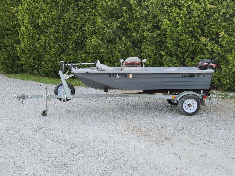 (K) Basstender 11.3 Fishing Boat With Trailer