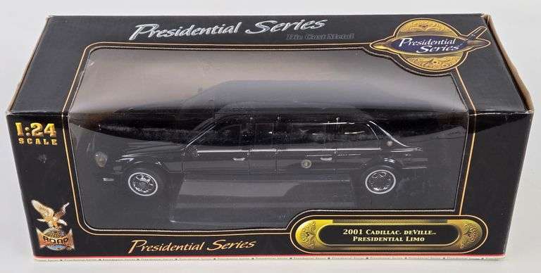 1/24 Scale Die-Cast 2001 Cadillac DeVille Presidential Limo