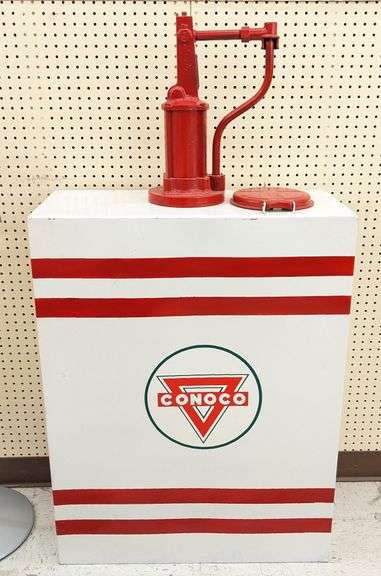 Restored CONOCO Service Station Lubester