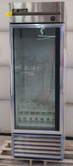 (F) True Manufacturing Refrigerator