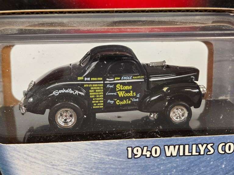 Hot Wheels 1940 Willys Coupe Limited Edition Die-Cast Car w/ Display Case