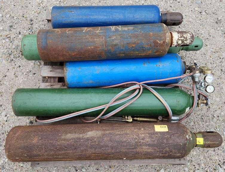 (AC) (3) Oxygen Tanks, (3) Acetylene Tanks