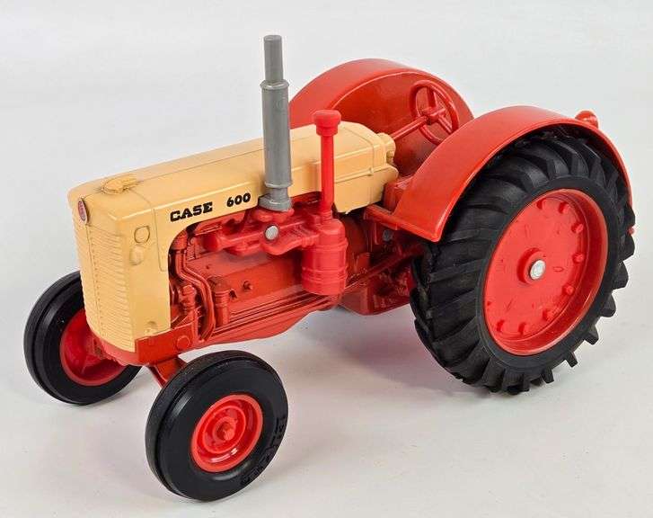 1/16 Ertl Case 600 Tractor