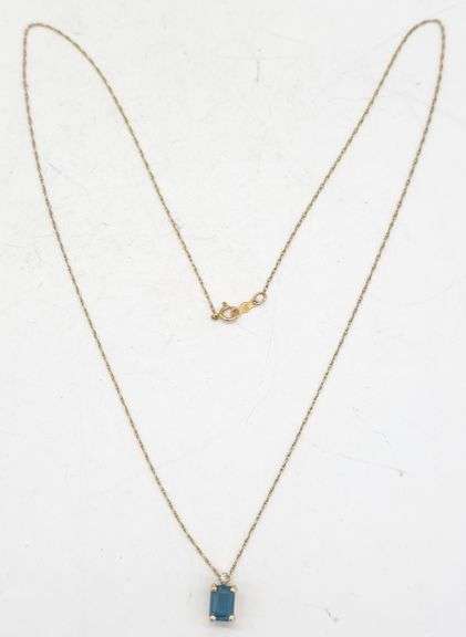 (M) 14K Gold Blue Topaz Necklace