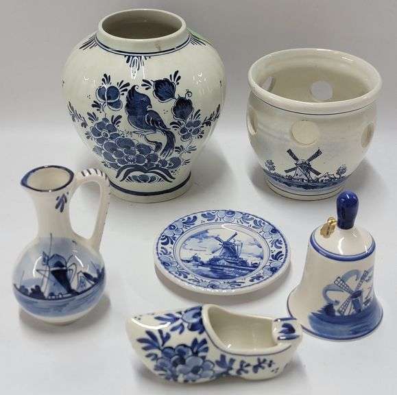 (W) Blauw Delft Holland Earthenware Pottery - Kraft Auction Service, LLC