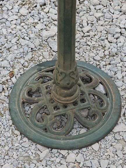 (G) Green Cast Iron Birdbath