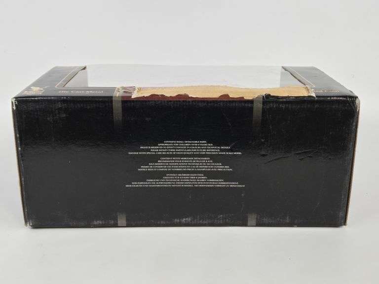1/24 Scale Die-Cast 1956 Cadillac Presidential Parade Car