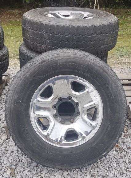 (AK) Goodyear Wrangler Tires w/ Rim