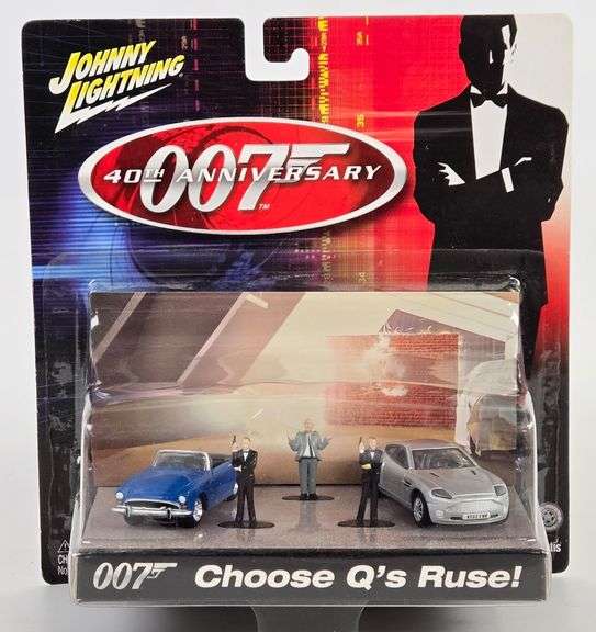 Johnny Lightning James Bond 007 Choose Q's Ruse Die-Cast In Blister Package