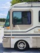 (AQ) 1996 GM Fleetwood Bounder RV