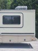(AQ) 1996 GM Fleetwood Bounder RV