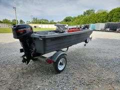 (K) Basstender 11.3 Fishing Boat With Trailer