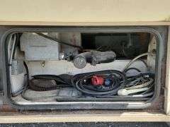 (AQ) 1996 GM Fleetwood Bounder RV