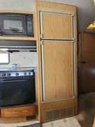 (AQ) 1996 GM Fleetwood Bounder RV