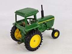 1/16 Ertl John Deere 4000 Series Sound Gard Tractor