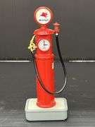 Diecast Vintage Mobilgas Gas Pump Replica Coin Banks And Mobilgas Vintage Gas Pump Replicas.
