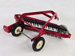 1/16 Ertl Case International Hay Rake