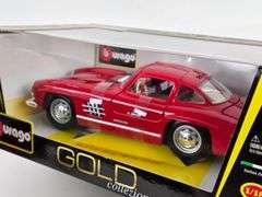 1/18 Scale Die-Cast 1954 Mercedes-Benz 300SL Car