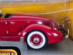 1/18 Die-Cast American Muscle 1935 Auburn