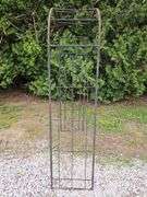 (AK) Metal Archway Garden Trellis