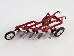 Vintage 1/16 Tru-Scale 4-Bottom Moldboard Plow