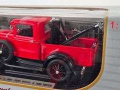 1/18 Scale Die-Cast 1931 Ford Model A Tow Truck