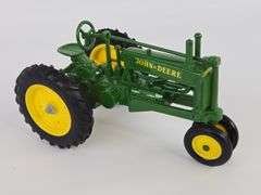 1/16 Ertl John Deere Model "A" Narrow Front Tractor
