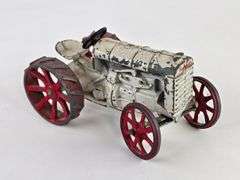 Vintage 1/16 Fordson Tractor On Steel Wheels