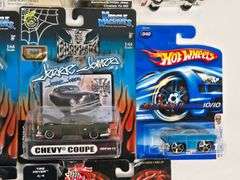 (10) 1/64 Scale Die-Cast Cars In Packages