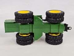 1/32 Ertl John Deere 8960 Tractor w/ 4wd