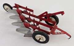 Vintage 1/16 Tru-Scale 4-Bottom Moldboard Plow