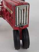 Vintage 1/16 Tru-Scale 890 Narrow Front Tractor